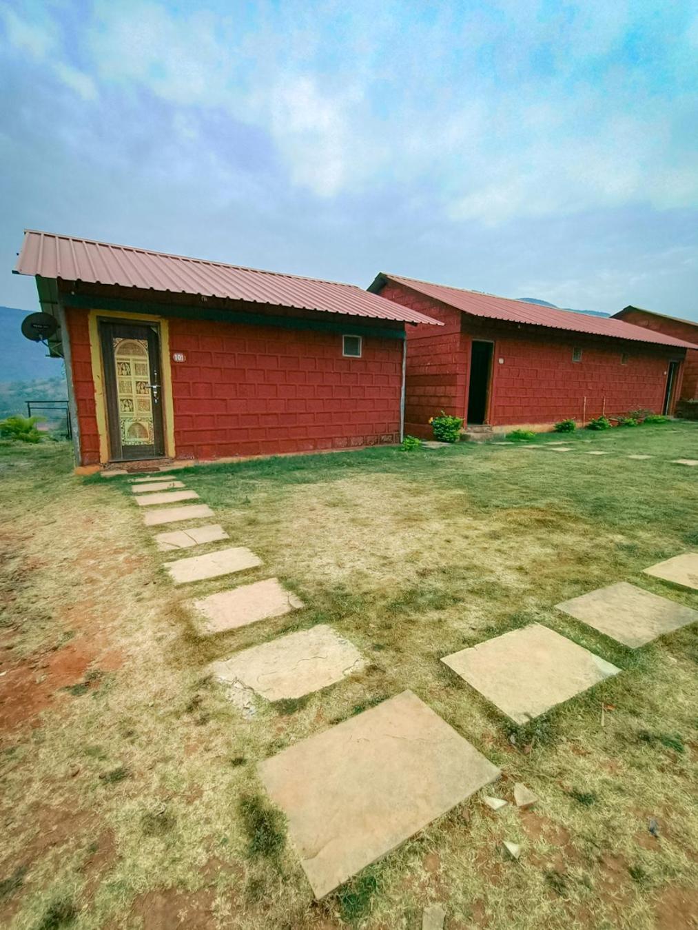 Mysticstays Resort Wai 외부 사진